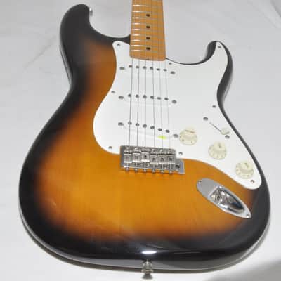 Fender JAPAN ST-57 1997～2000 Electric  Guitar Ref. No.5981 image 3