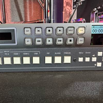Kramer VP-731 9-Input Pro Scale Presentation Switcher/Scaler with remote image 3