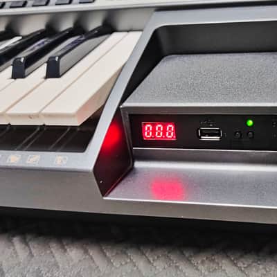 Yamaha PSR-9000 - Professional Workstation✅ RARE from 2000s✅ USB + 32MB RAM + Harddrive ✅ checked and Full cleaned✅ WorldWide Shipping image 4