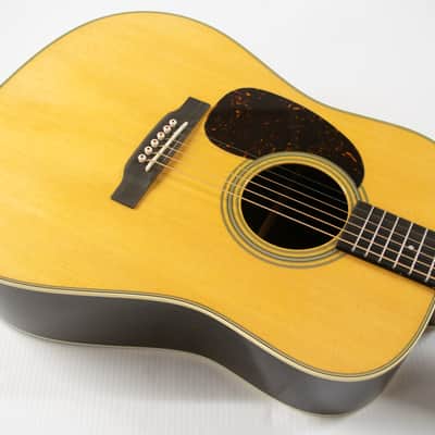 Martin D-28L Acoustic Guitar - Natural image 4