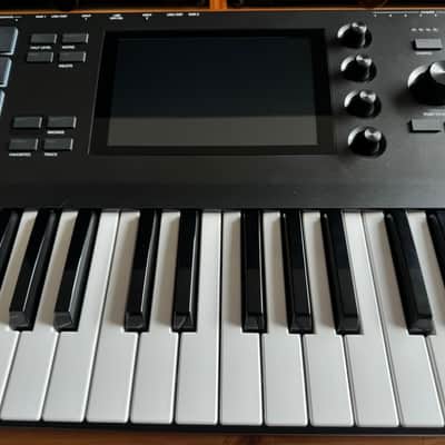 Akai MPC Key 61 Standalone Workstation Synthesizer image 10