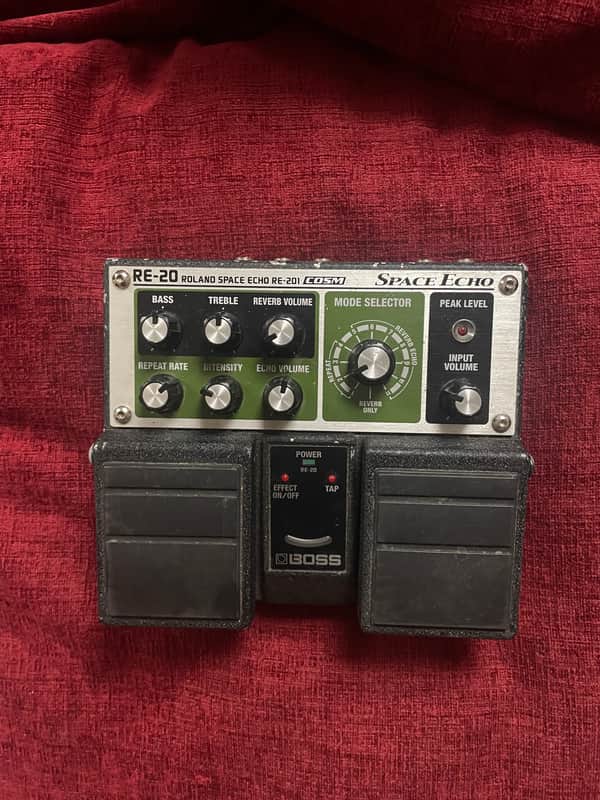 Boss RE-20 Space Echo