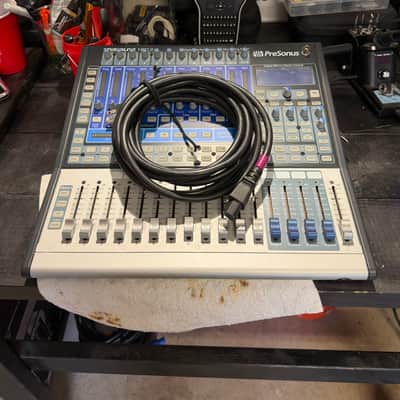 PreSonus StudioLive 16.0.2 16-Channel Digital Mixer 2017 - Present - Blue/Silver image 1