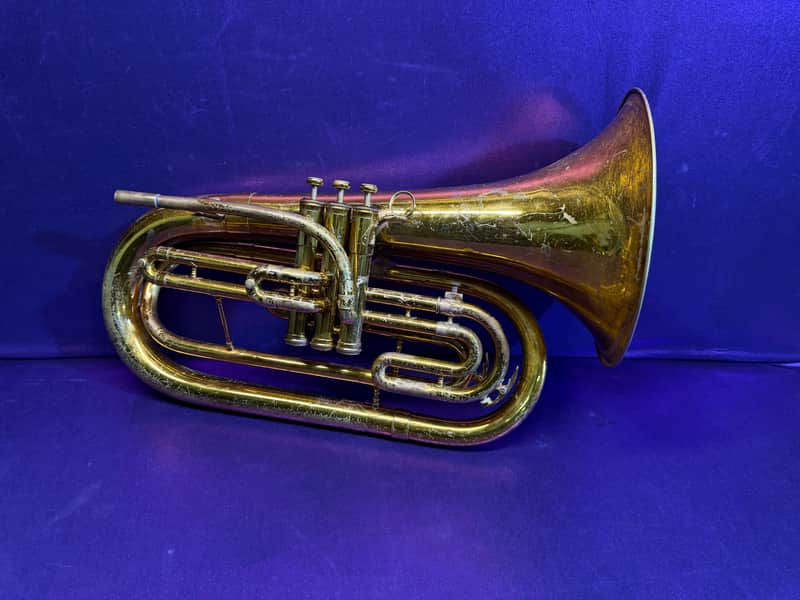 King 1124 Marching Baritone - Lacquer image 1
