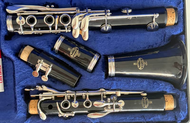 Buffet Crampon  B-12 Bb Clarinet with original hard shell plastic molded case. - Black (resin/composite) body, and Silver/nickel keys image 1