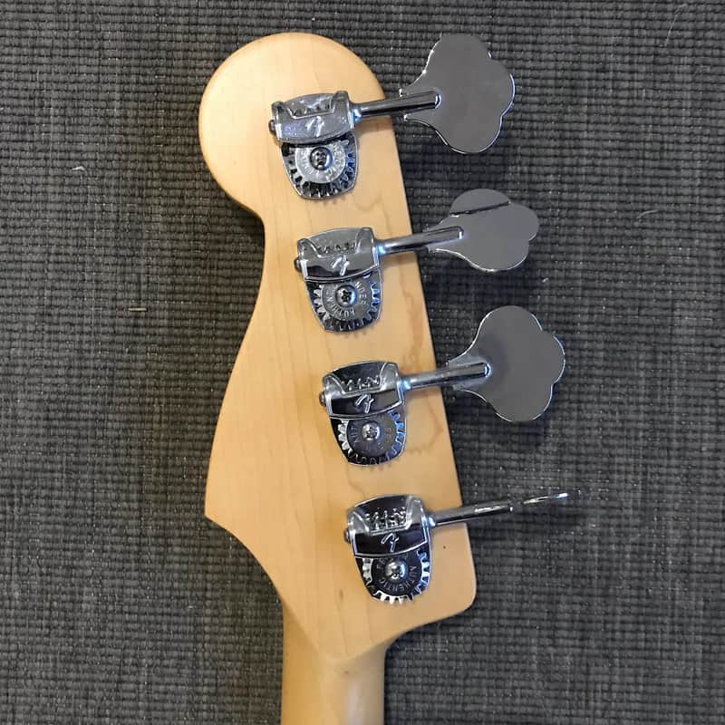 Fender American Vintage Hot Rod '70s Jazz Bass image 5