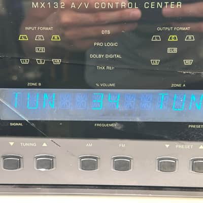 Mcintosh MX132 AV Control Center/ Processor/ Pre-Amplifier image 4