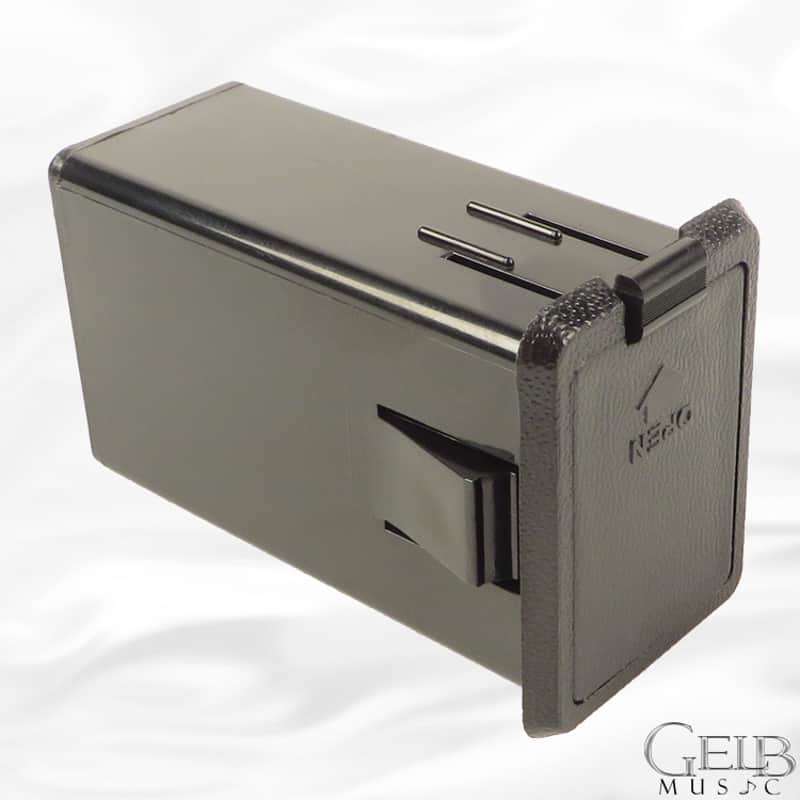 Yamaha 22834200 Battery Holder for APX500 and FG411CE - 22834200 image 1