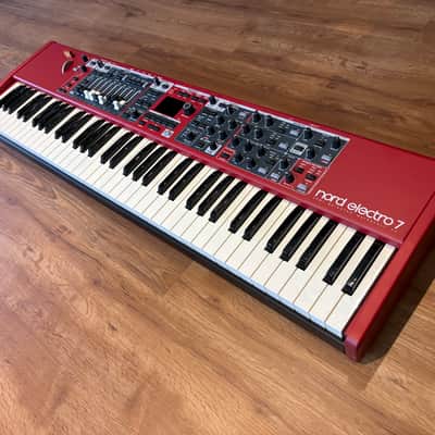 Nord  Electro 7 73