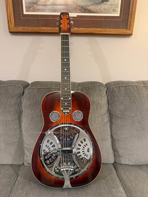 Tim Scheerhorn L Body 2005 - Curly Maple