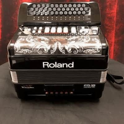 Roland FR18 image 1