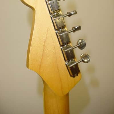 Fender USA Select Kingman V Acoustic Electric Guitar - Sunburst Includes Case image 7