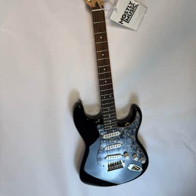Squier Affinity Series Stratocaster (2009, Black) with Maple Fretboard – Very Good Condition | Tested by Mostly Music image 2