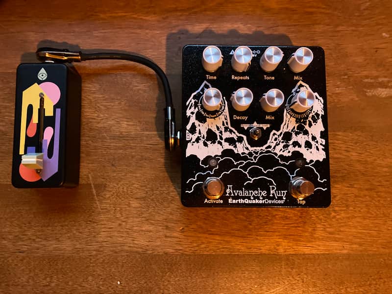 EarthQuaker Devices Avalanche Run Stereo Reverb & Delay with Tap Tempo V2