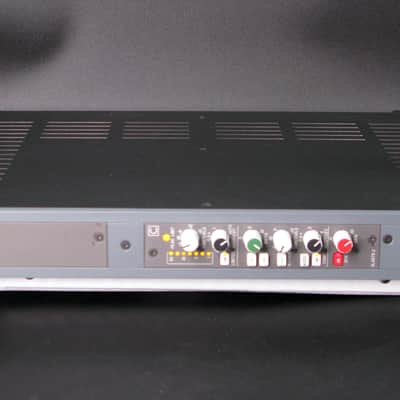 Calrec DL 3678-2 Stereo Compressor/Limiter -Neve, SSL knobs image 1