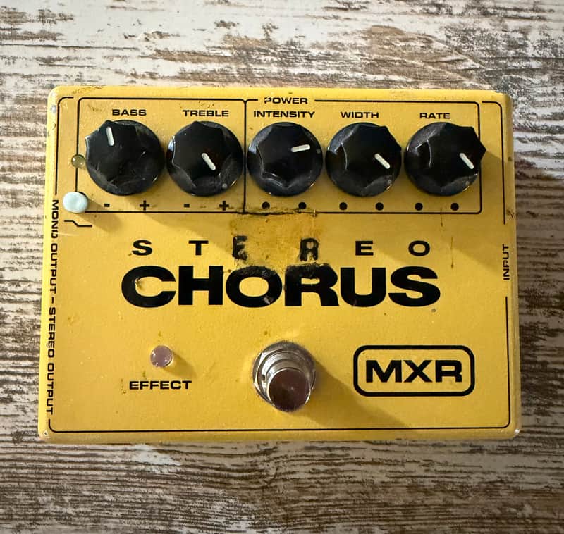 MXR M134 Stereo Chorus - Yellow (with power supply) image 1