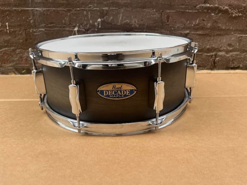 Pearl Decade Maple 14"x5.5" Snare - Satin Black Burst image 1