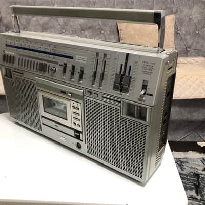 JVC RC-M80L Stereo Radio Cassette Recorder Boombox image 2
