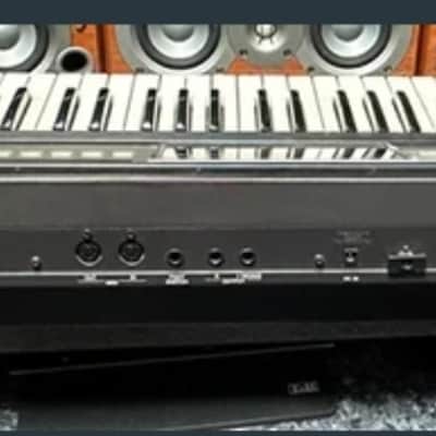 Roland E-09 61-Key Interactive Arranger 2005 - Present - Black image 2