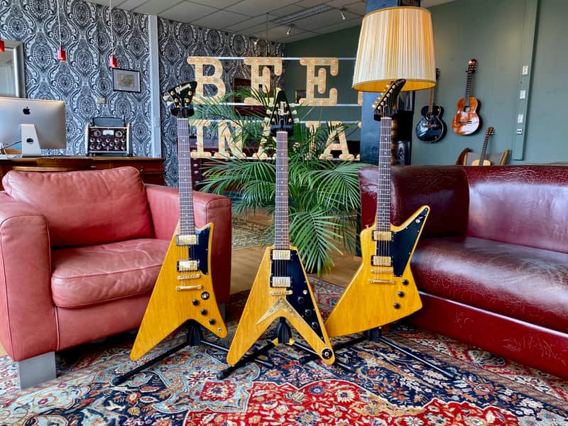 1980-1982 Gibson Modernistic Series Korina Flying V Explorer Moderne image 1