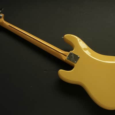 ‘82-‘85 Vintage Fender Precision Bass (P Bass) *Made in USA *Orig Hard Case image 3
