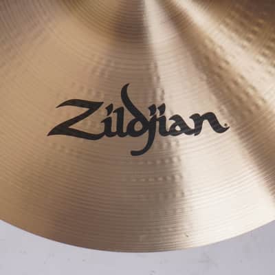 Zildjian | Avedis Medium Thin | Crash | 18"-18" image 2