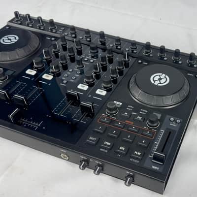 Native Instruments Kontrol S4 ( MK1 ) DJ Controller W/ Flight Case 2010s - Black image 3