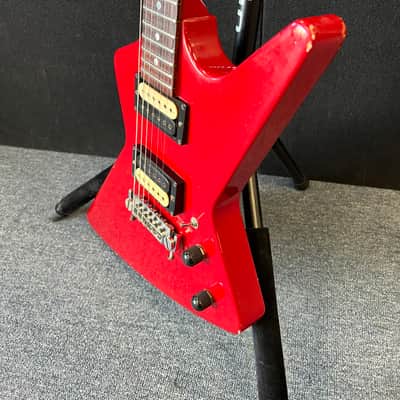 Dean  Baby Z 1982  USA made Electric Guitar Candy Apple Red  w/OHSC image 4