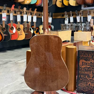 Fender acoustic guitar "Redondo Classic", Aged Cognac Burst finish with case - Open Box image 2