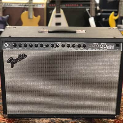 Fender Ultimate Chorus 2-Channel 2 x 65-Watt 2x12" Stereo Solid State Guitar Combo 1995 - 2001 image 1