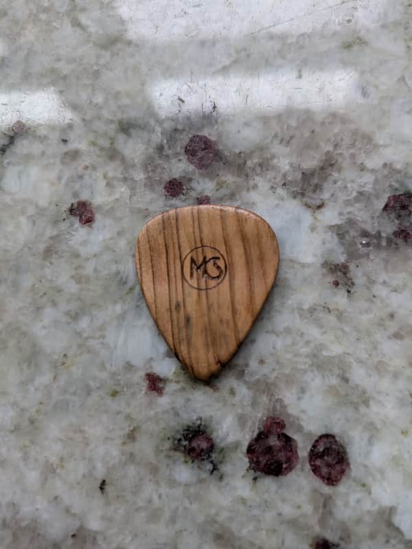 Mortillaro Olive branch Shellac image 1