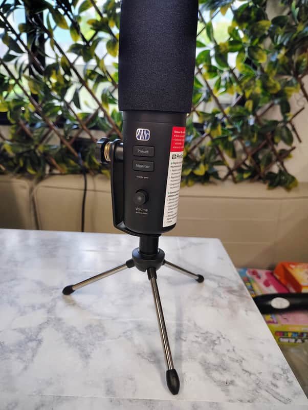 PreSonus Revelator Dynamic USB Microphone – Desktop Stand + Wind Guard – Excellent imagen 1
