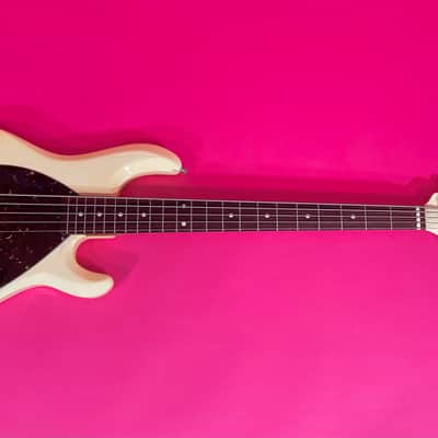 Ernie Ball Music Man Stingray 5 Limited Edition 2005 - Vintage Creme/Ivory image 3