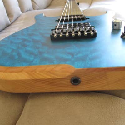 Skervesen Raptor 7 2013 Coral Blue image 9