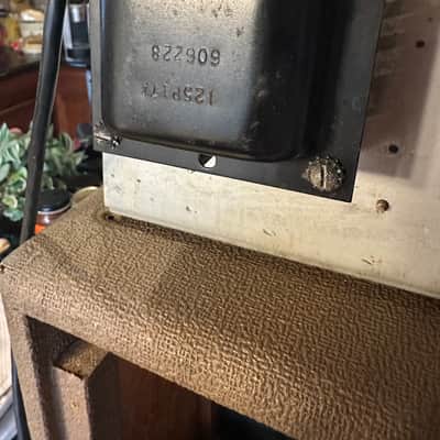 Fender Deluxe 6G3 Brownface 20-Watt 1x12" Guitar Combo 1961 - 1963 - Brown image 8