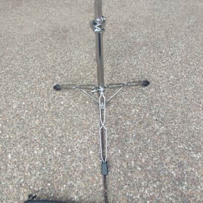 Unknown Student 32 bell chime set w/ stand, case, practice pad - excellent! image 4