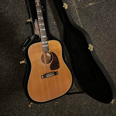 GIBSON J-30 acoustic guitars for sale in USA | guitar-list