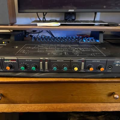 Boss DE-200 Digital Delay | Reverb