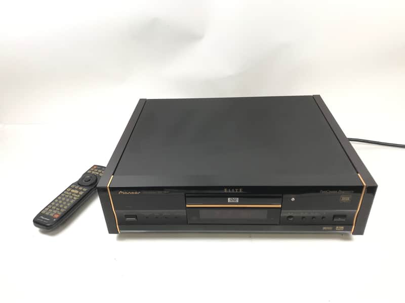Pioneer Elite DV-38a DVD Player / CD Transport image 1
