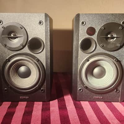 Edifier R1280DB Active Bookshelf Speakers image 3