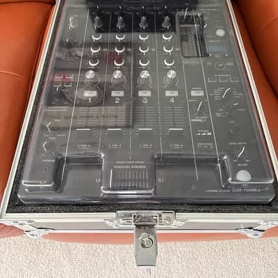Pioneer DJM-750MK2 w/ Odyssey Flight Case & Decksaver image 14