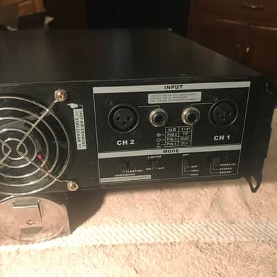 PHONIC MAX 1500 2U rack mount power amplifier. 450 WPC @ 4 Ohms. Great value amplifier. Includes rack mount bolts and washers. image 8