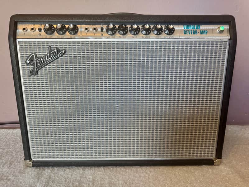 Fender '68 Custom Vibrolux Reverb-Amp 2-Channel 35-Watt 2x10" Guitar Combo 2013 - 2018 - Black image 1