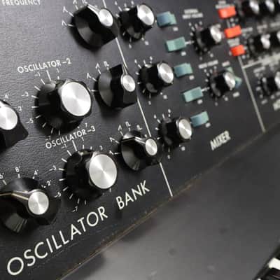 Moog Minimoog Model D 44-Key Monophonic Synthesizer 1979 - Black / Wood image 6