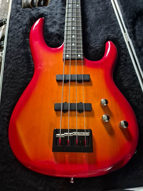 Carvin LB-20 Mid 2000s - Trans Cherry image 1