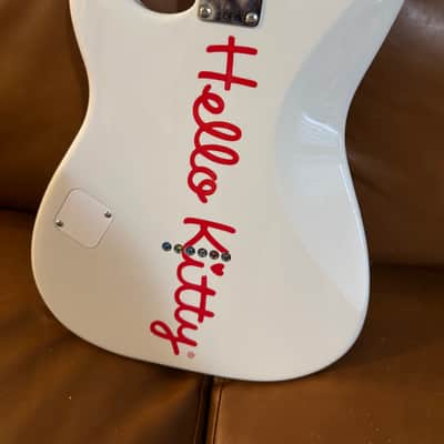 Squier Hello Kitty Stratocaster 2024 - 2025 - White image 5