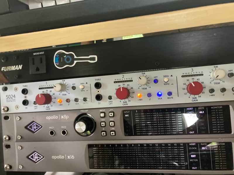 Universal Audio Apollo x16 Thunderbolt 3 Audio Interface 2018 - Present Black image 1