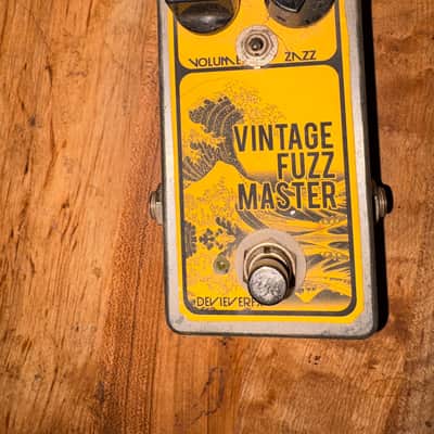 Devi Ever : FX Vintage Fuzz Master 2000s - Yellow image 1