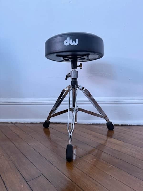 DW DWCP9100M 9000 Series Tripod Round Drum Throne with Memory Lock 2010s - Chrome image 1