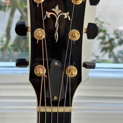 Taylor 614 "ce" (non-cutaway) with Cindy Inlay image 6